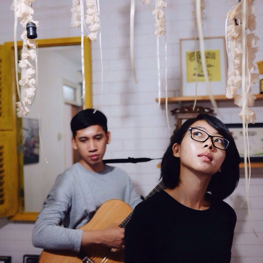 4 Lagu Akustik Indonesia untuk Temani Waktu Bersantai