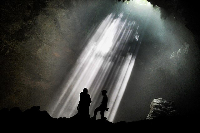Gua Jomblang. Image: Wikipedia