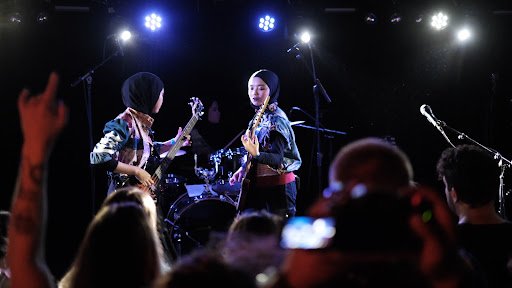 Jadi Headliner, VOB Tampil Gahar di Spillestedet Stengade