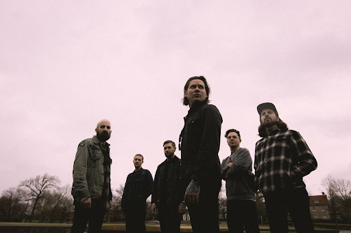 Salt, Materi Teranyar dari The Devil Wears Prada