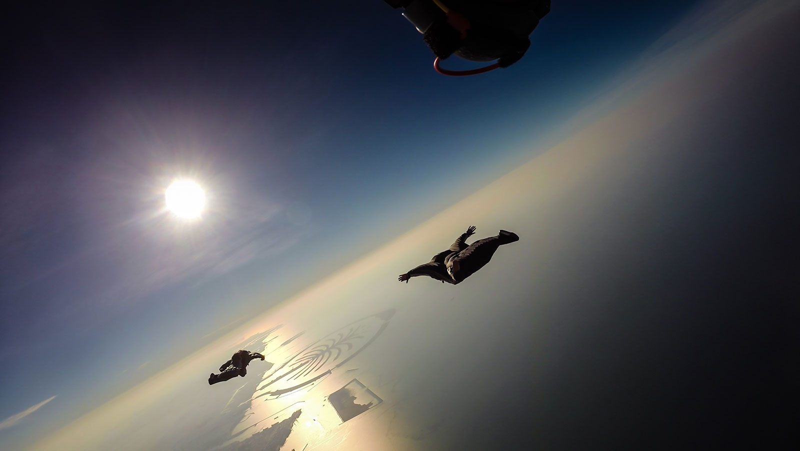 Mau Terbang Bebas Layaknya Burung di Udara? Cicipi 5 Olahraga Ekstrem Ini!