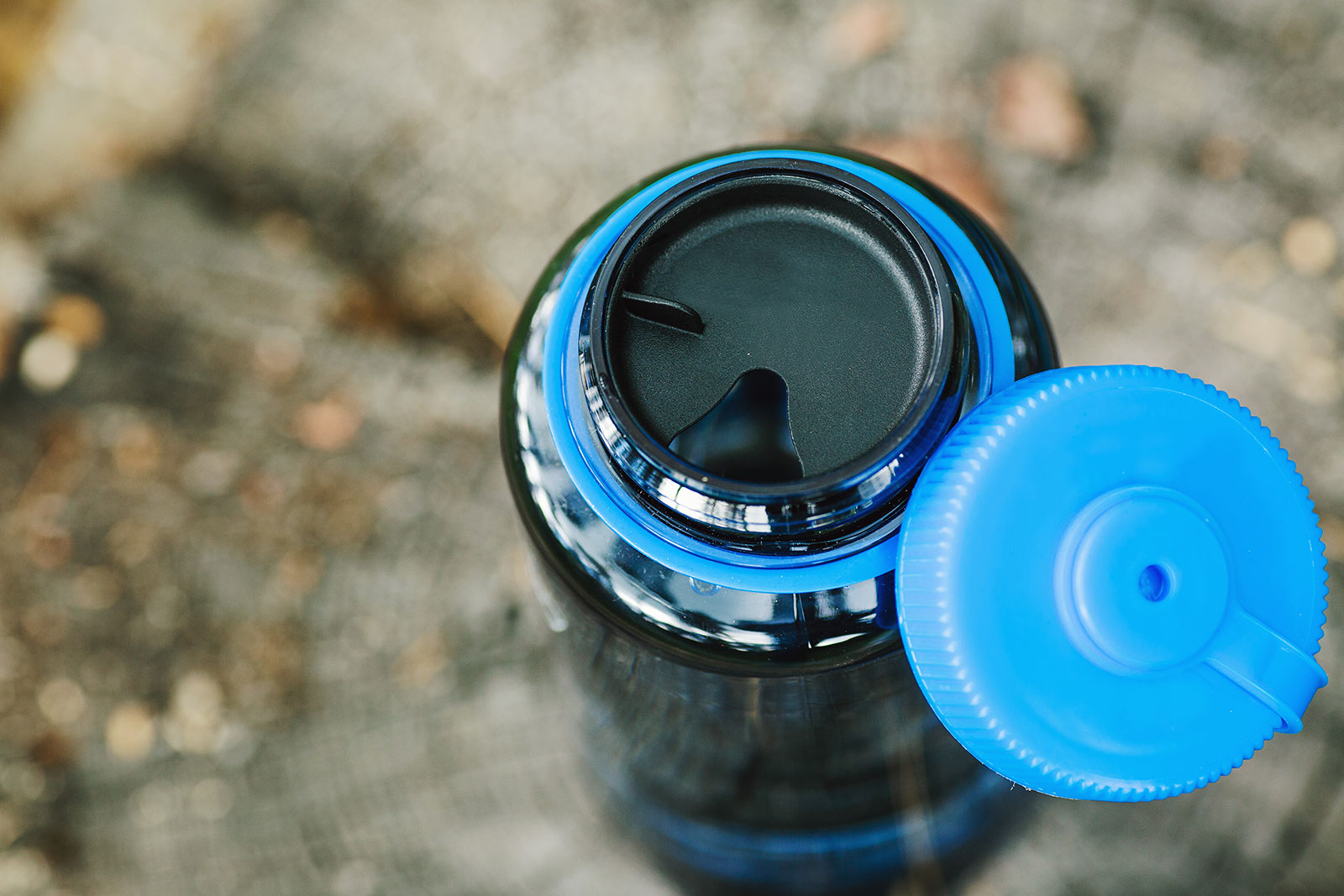 Botol Minum yang Cocok Buat Adventure Tuh yang Kayak Gimana?