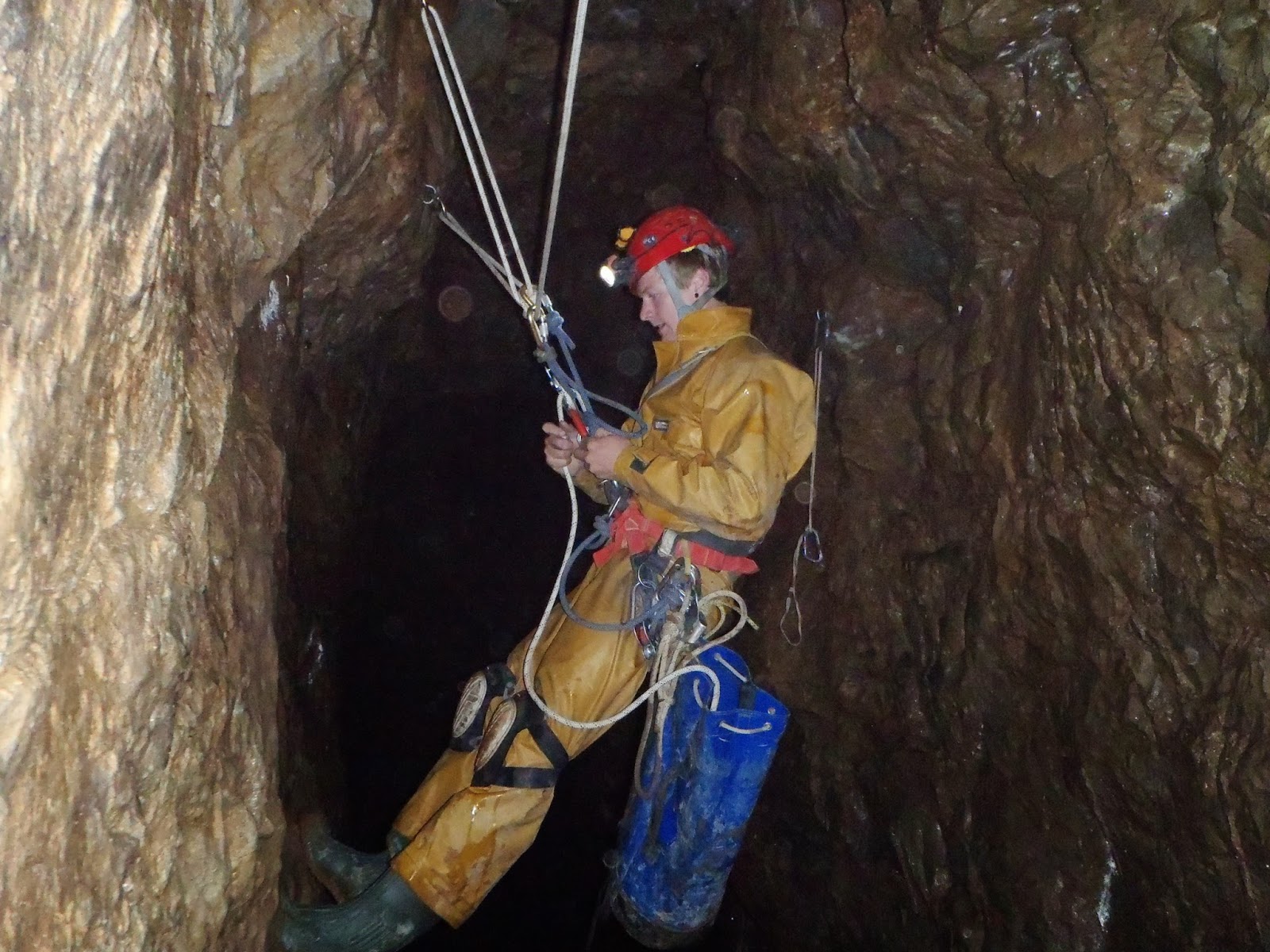 Hati-hati! Di dalam Gua Juga Bisa Kena Hipotermia