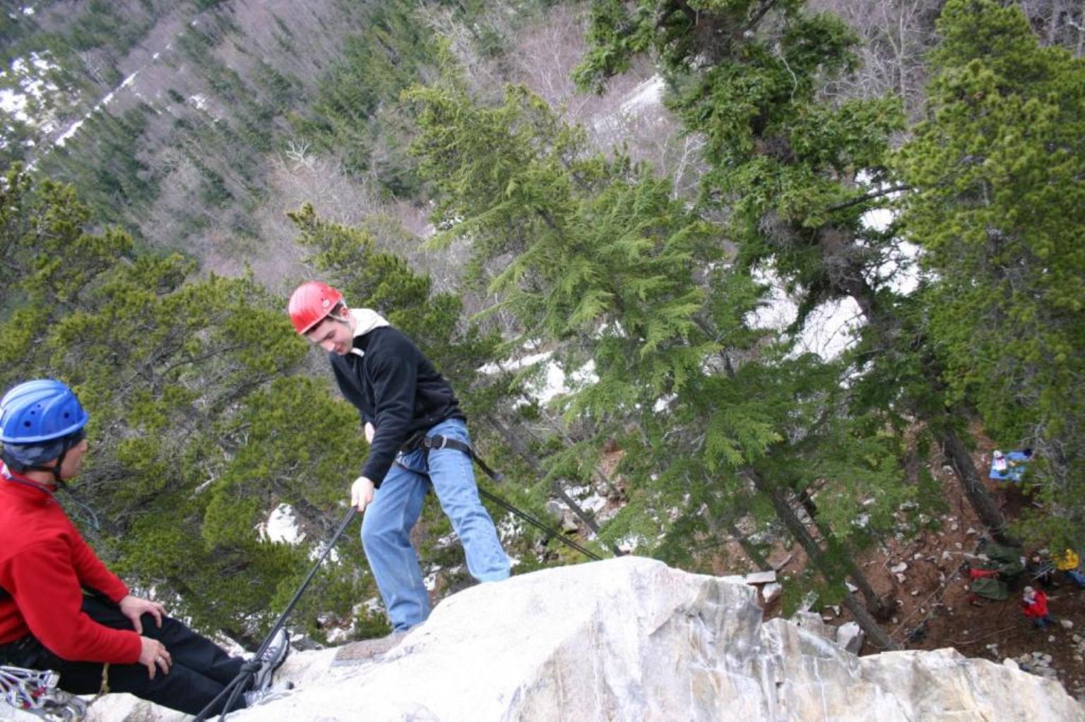 Climbing vs Rappeling