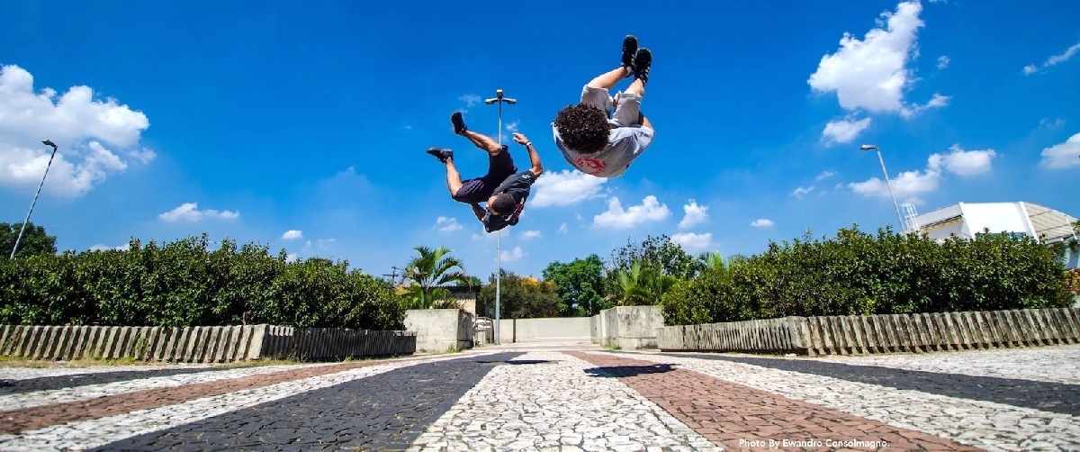 Lo Hobi Parkour? Tonton 7 Film Ini Agar Lo Makin Semangat Meloncat! 