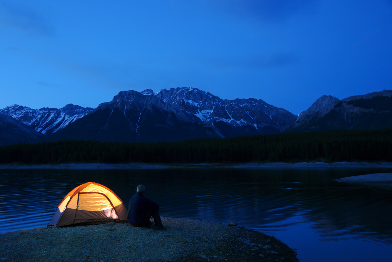 Ini Camping Paling Ekstrim! Berani Coba?