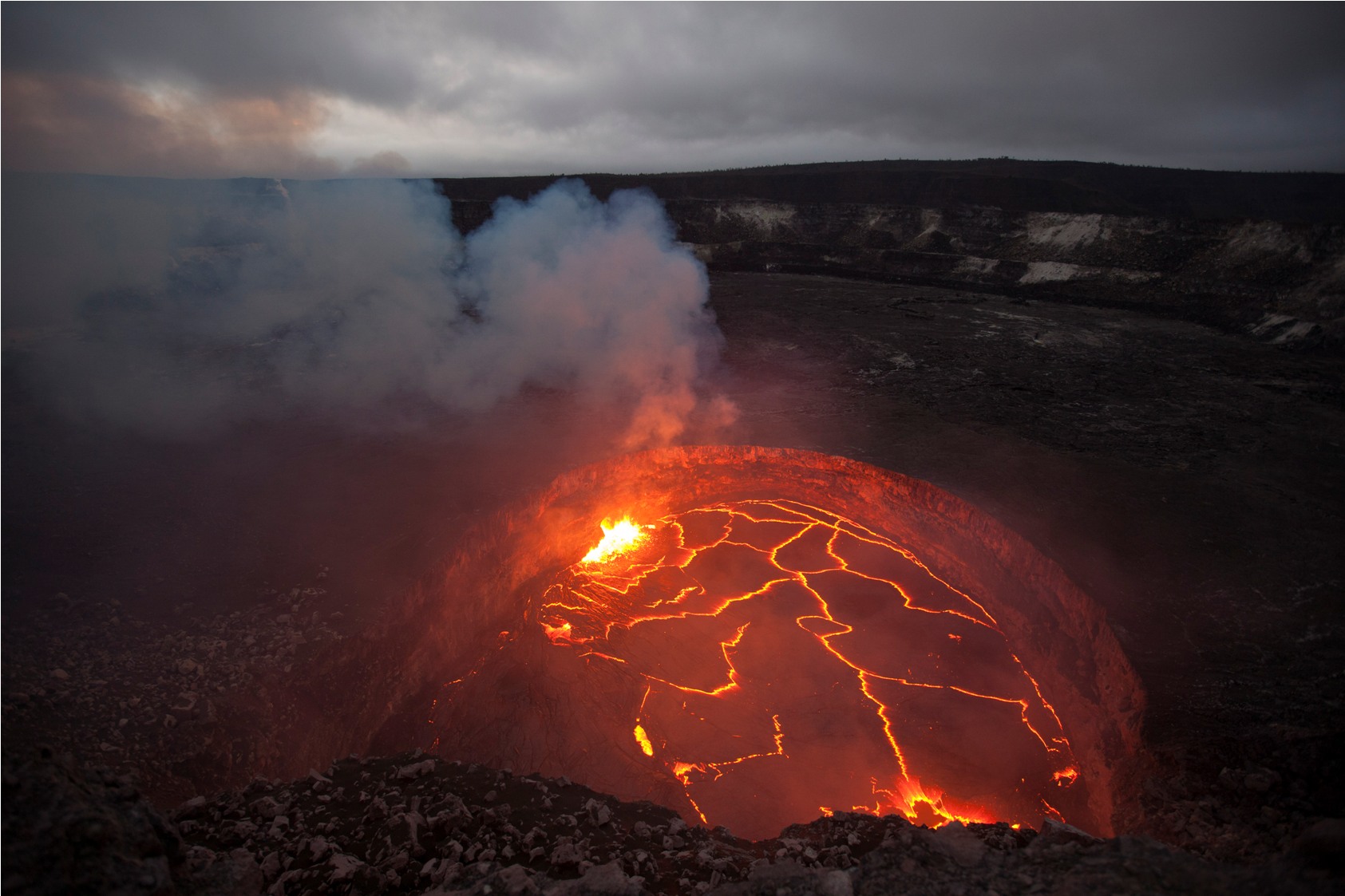 Gunung Kilauea, Exotically Hot