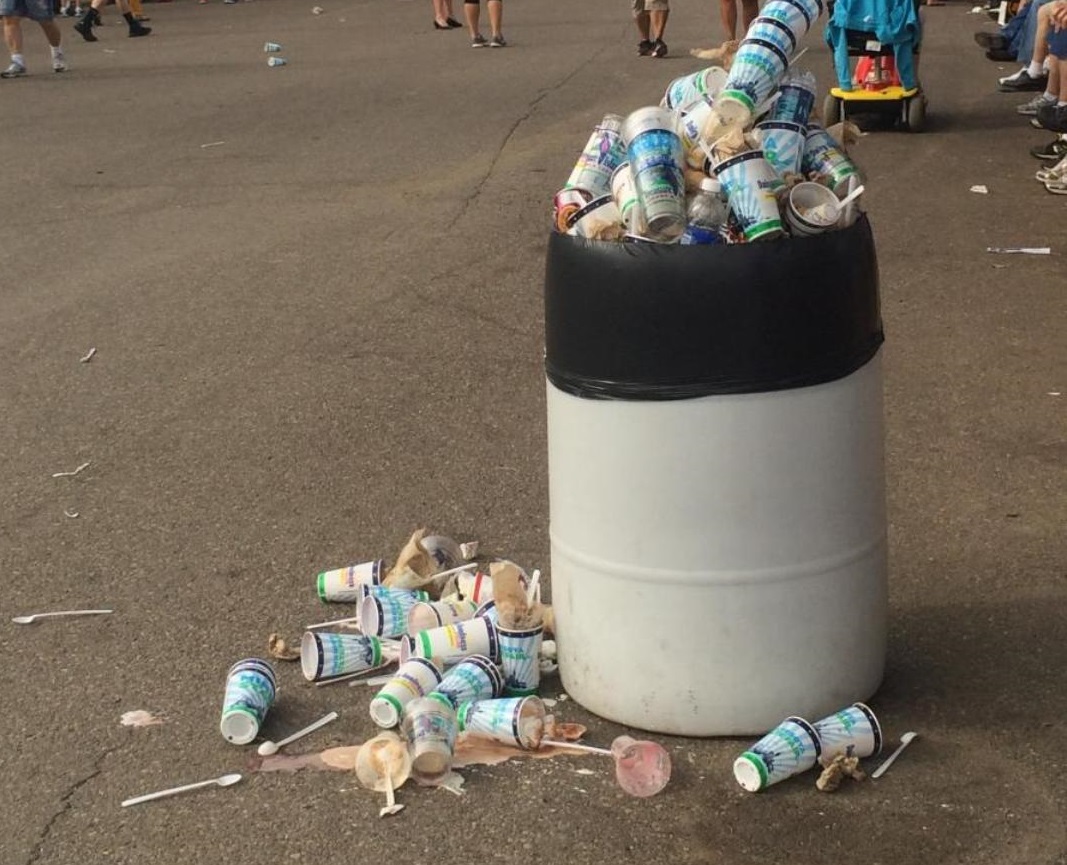 Cara Meminimalisir Sampah Saat Traveling