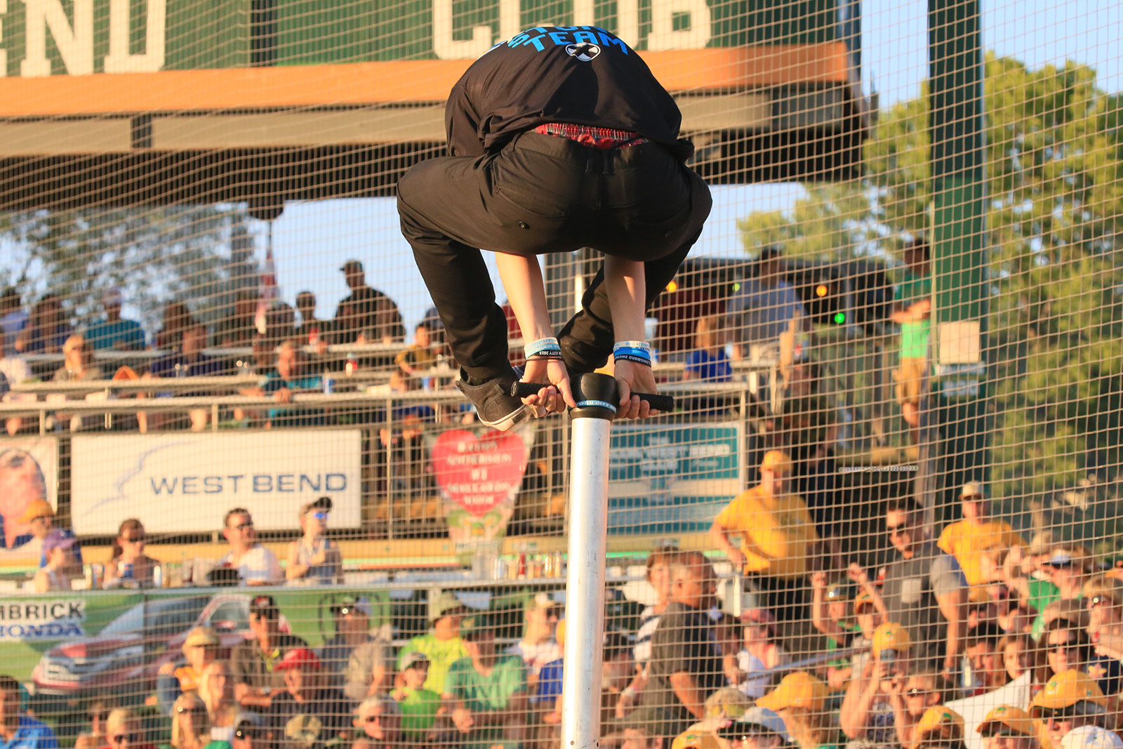 Melihat Lebih dalam Tentang Pogo Stick