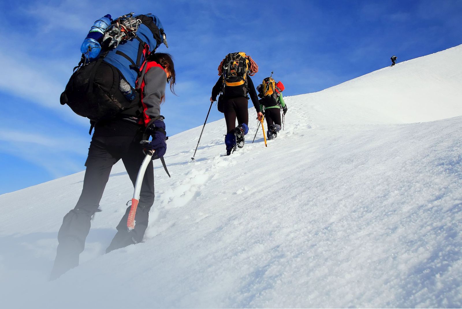 Menaklukan Gunung = Menaklukan Diri, Bener Ga Sih?