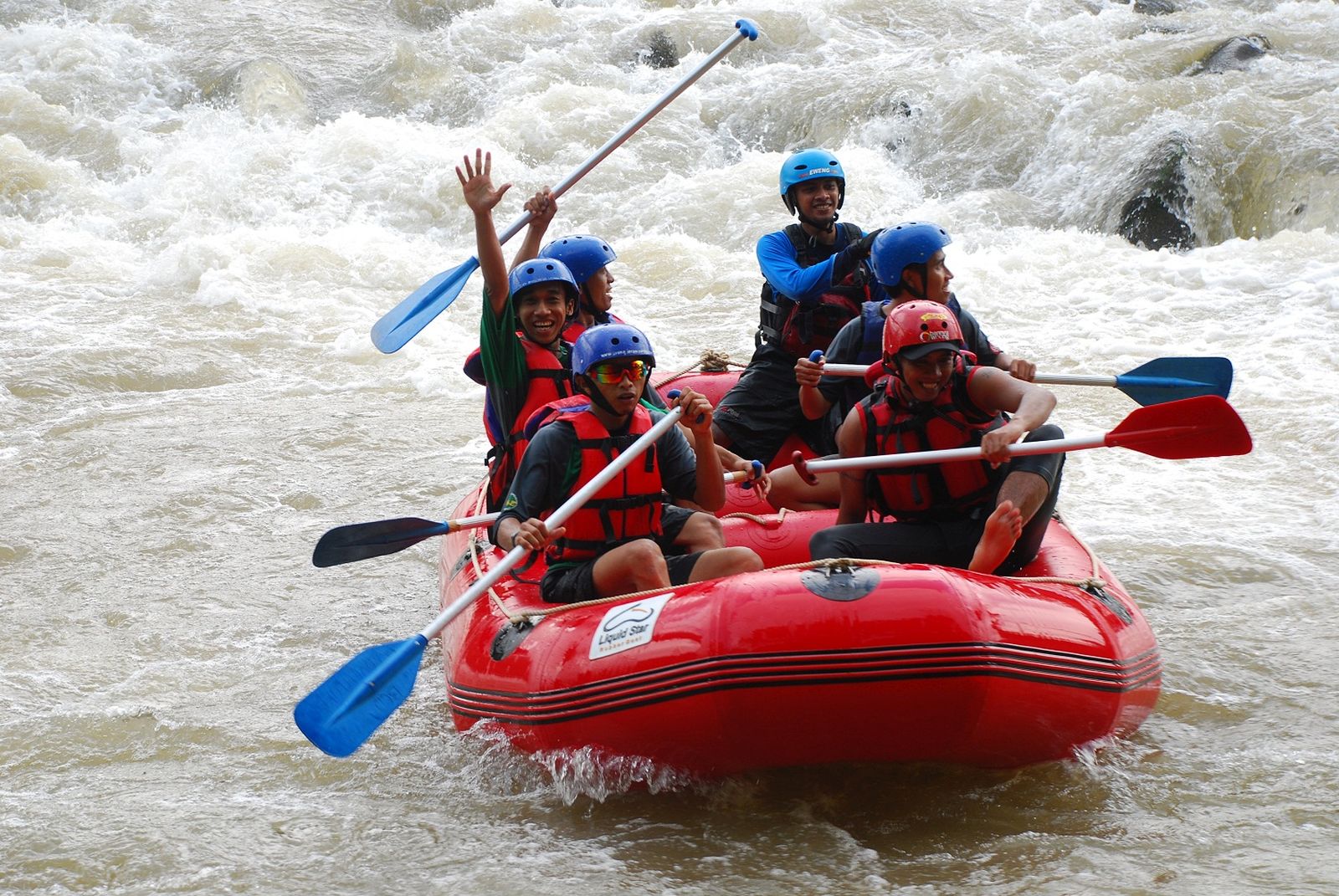 Rafting Gear : Ragam Jenis Dayung Buat dan Keunggulannya