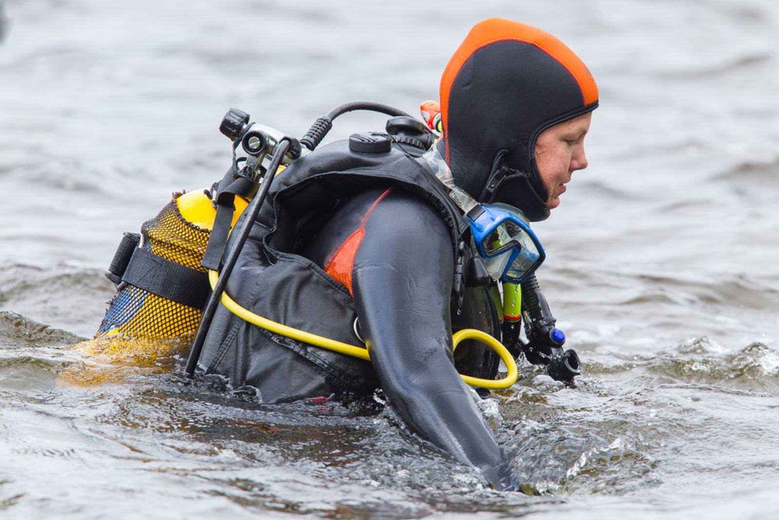 Personal Dive Gear: Ini Gunanya Wetsuit dan Baju Pelampung