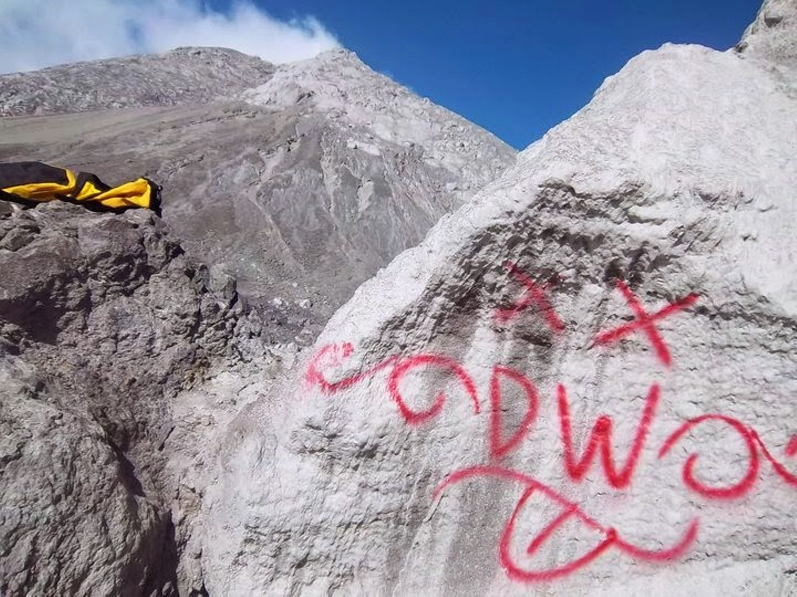 Cegah dan Hindari Vandalisme Saat Traveling!