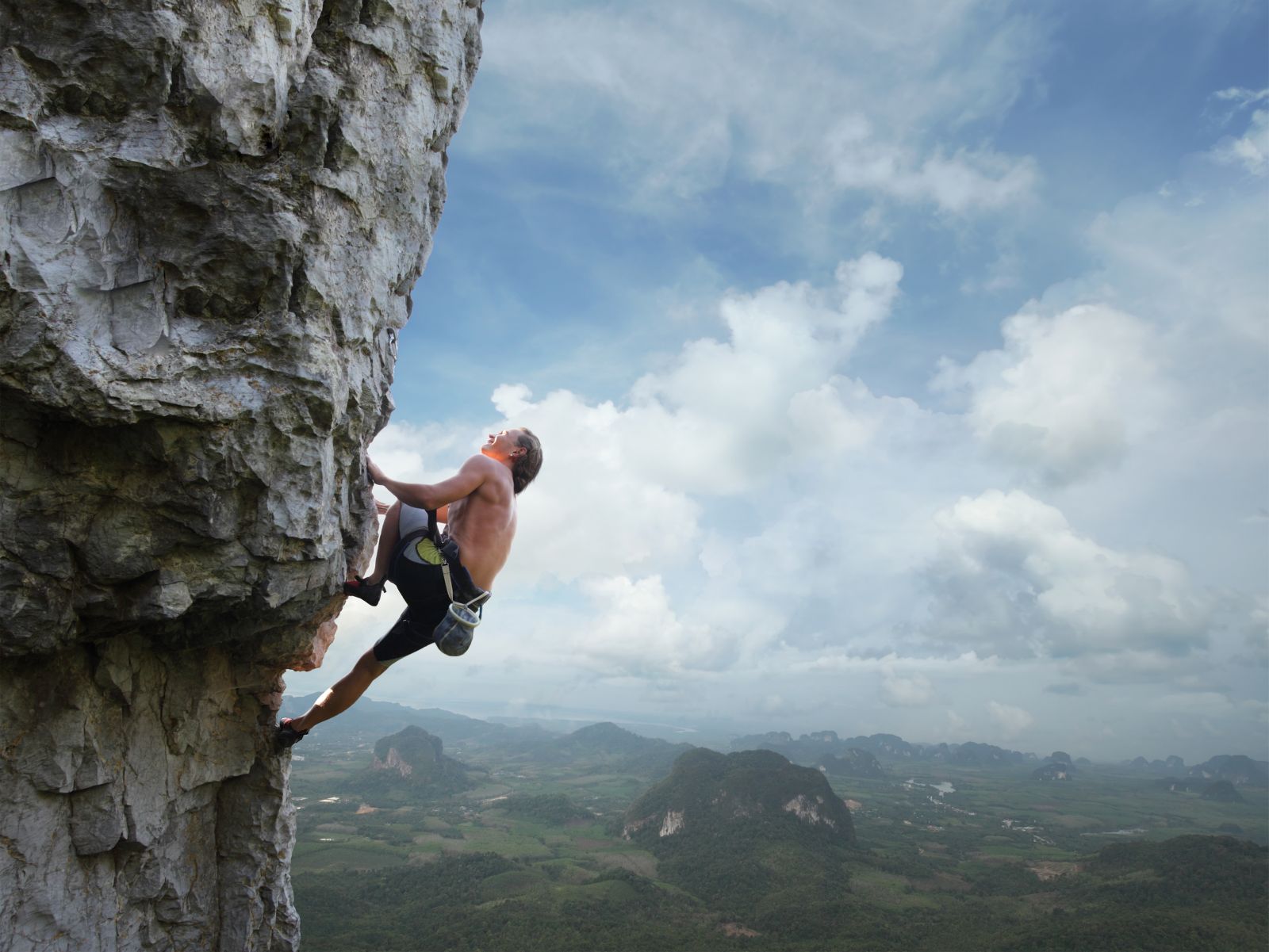 Ini Baru Extreme! Manjat Tebing di Yosemite National Park Ga Pake Tali