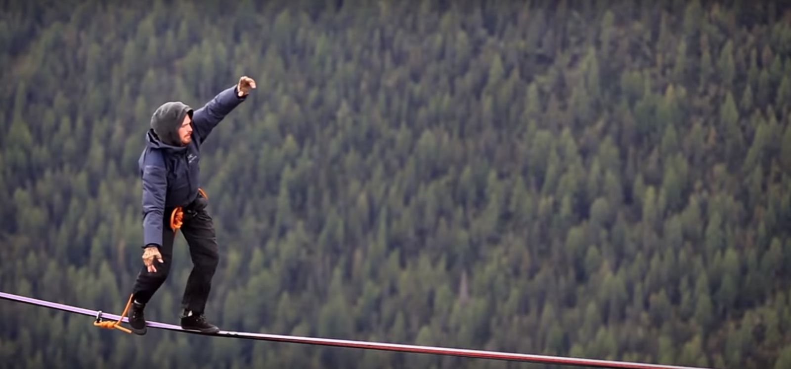 Ketika Berjalan Taruhannya Adalah Nyawa