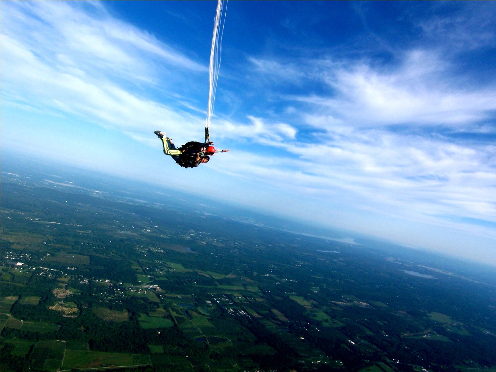 Ini Baru Skydiving Greget, Berani Ga, Bro?