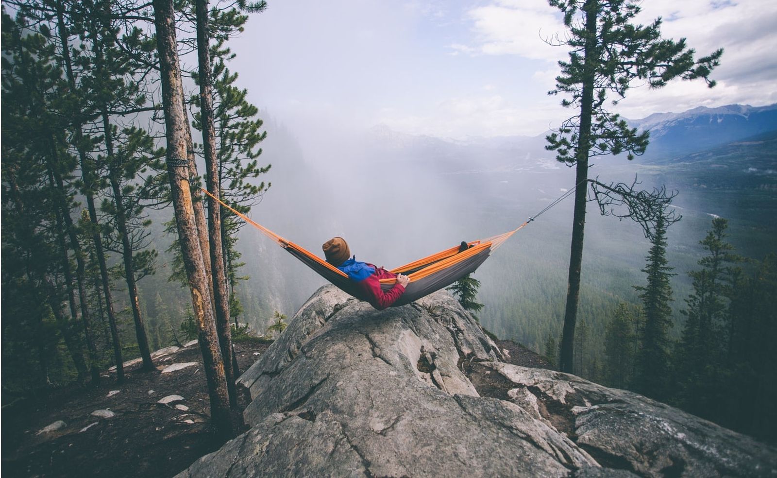 Hammocking, Kegiatan Kekinian Para Penakluk Alam
