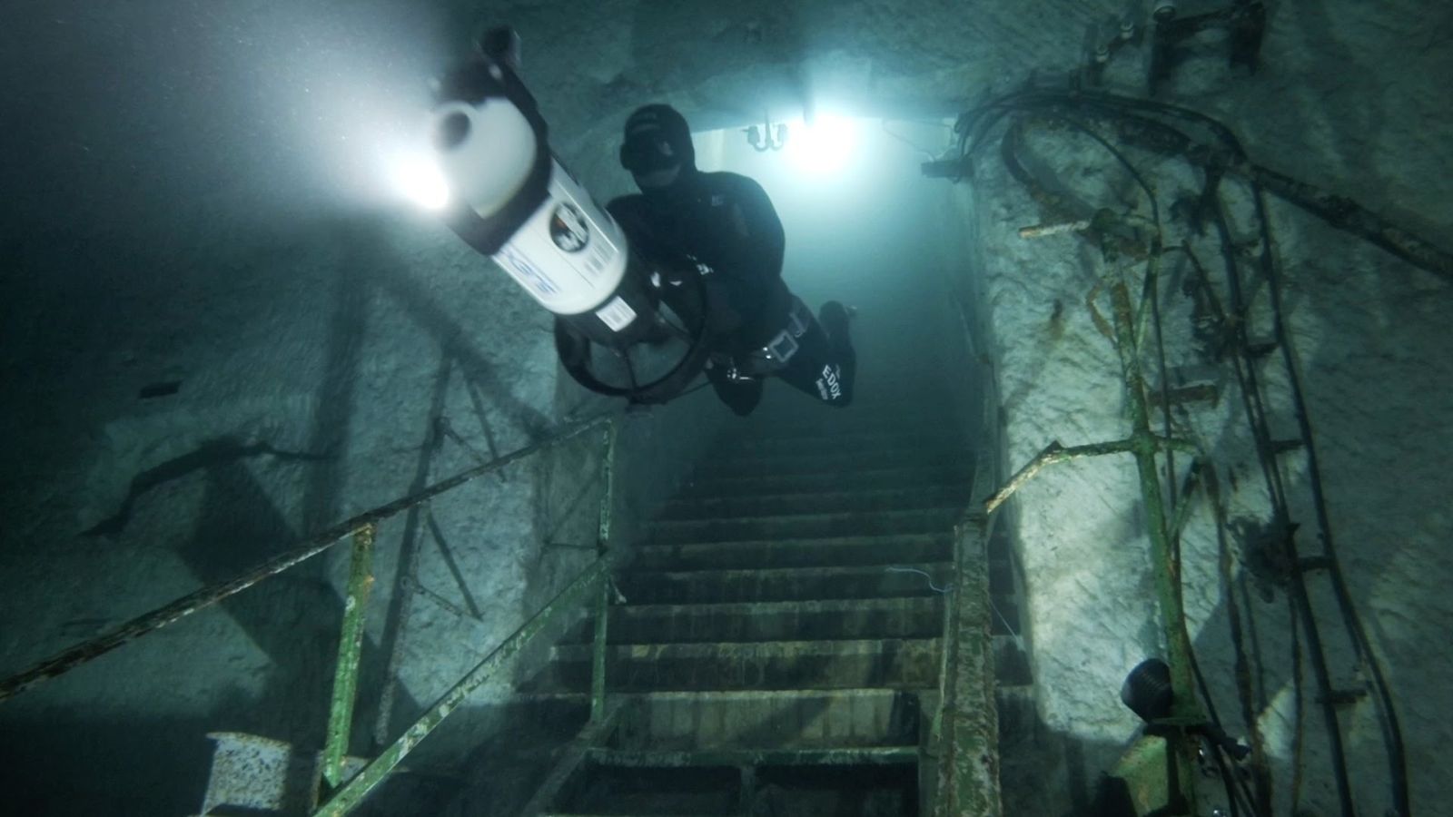 Mine Diving, Menyelami Pertambangan Tua