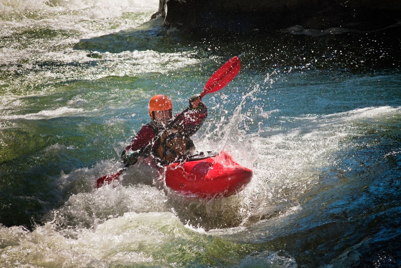 Kayaking Super Ekstrim di Negara Chili Dan 5 Spot Kayak Di Indonesia