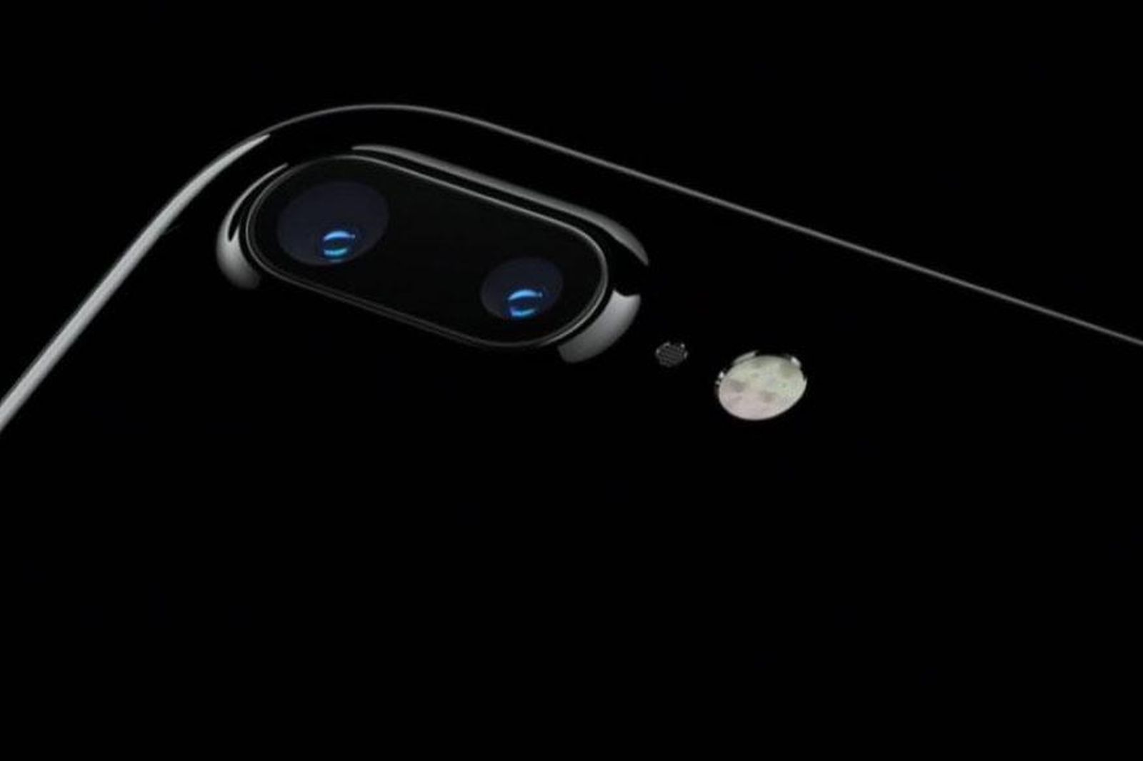 Double Camera iPhone 7 Plus, Cocok Buat Abadikan Moment Ekstrem Lo!