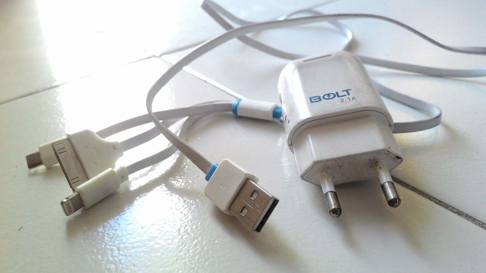 Cara Mudah Menangani Baterai Smartphone yang Nggak Mau di-Changer