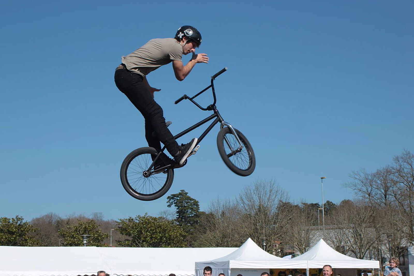 Tips Milih Sepatu Buat BMX Freestyle