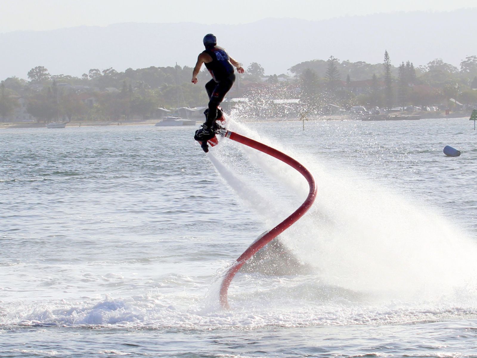 Flyboard, Olahraga Air yang Unik dan Ekstrim