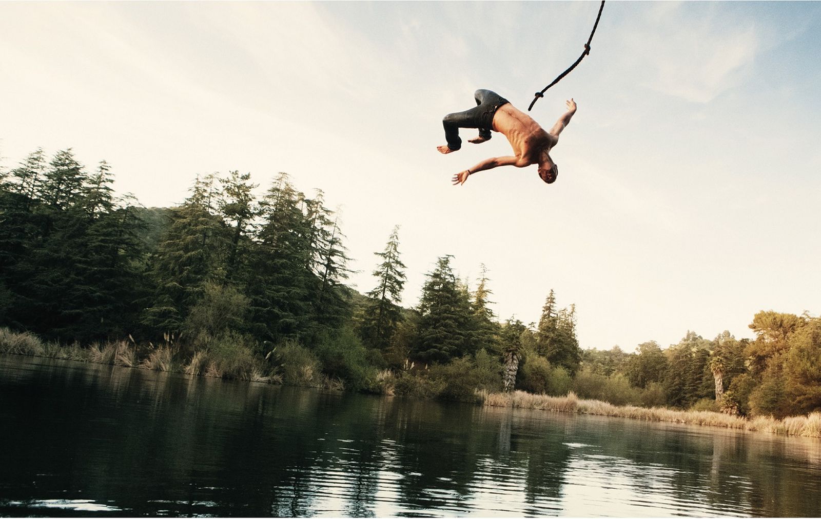 Rope Swing, Permainan Ayunan Klasik yang Dibungkus Cara Ekstrem!