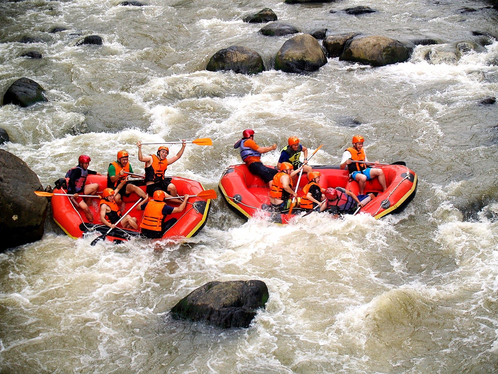 Memacu Adrenalin di Liarnya Sungai Nimanga, Berani?