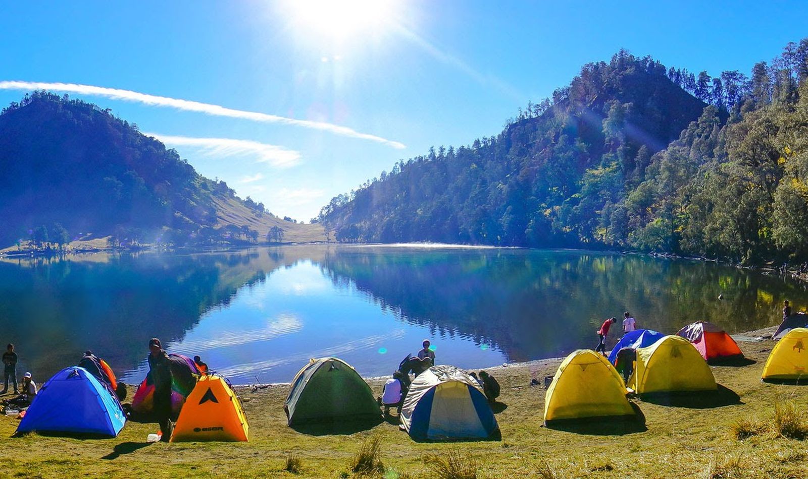 Pendakian Terjal Menuju Ranu Kumbolo, Sang Bidadari Pendamping Semeru!