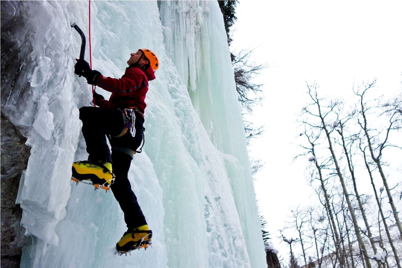 Ice Climbing, Kegiatan Memanjat yang Lebih Ekstrem