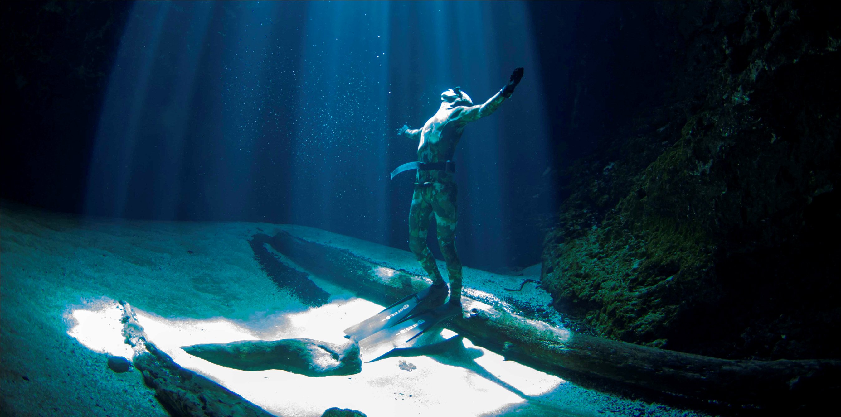 Menyelam Tanpa Alat Bantu? Tenang Bro! Ini Beberapa Tekniknya!