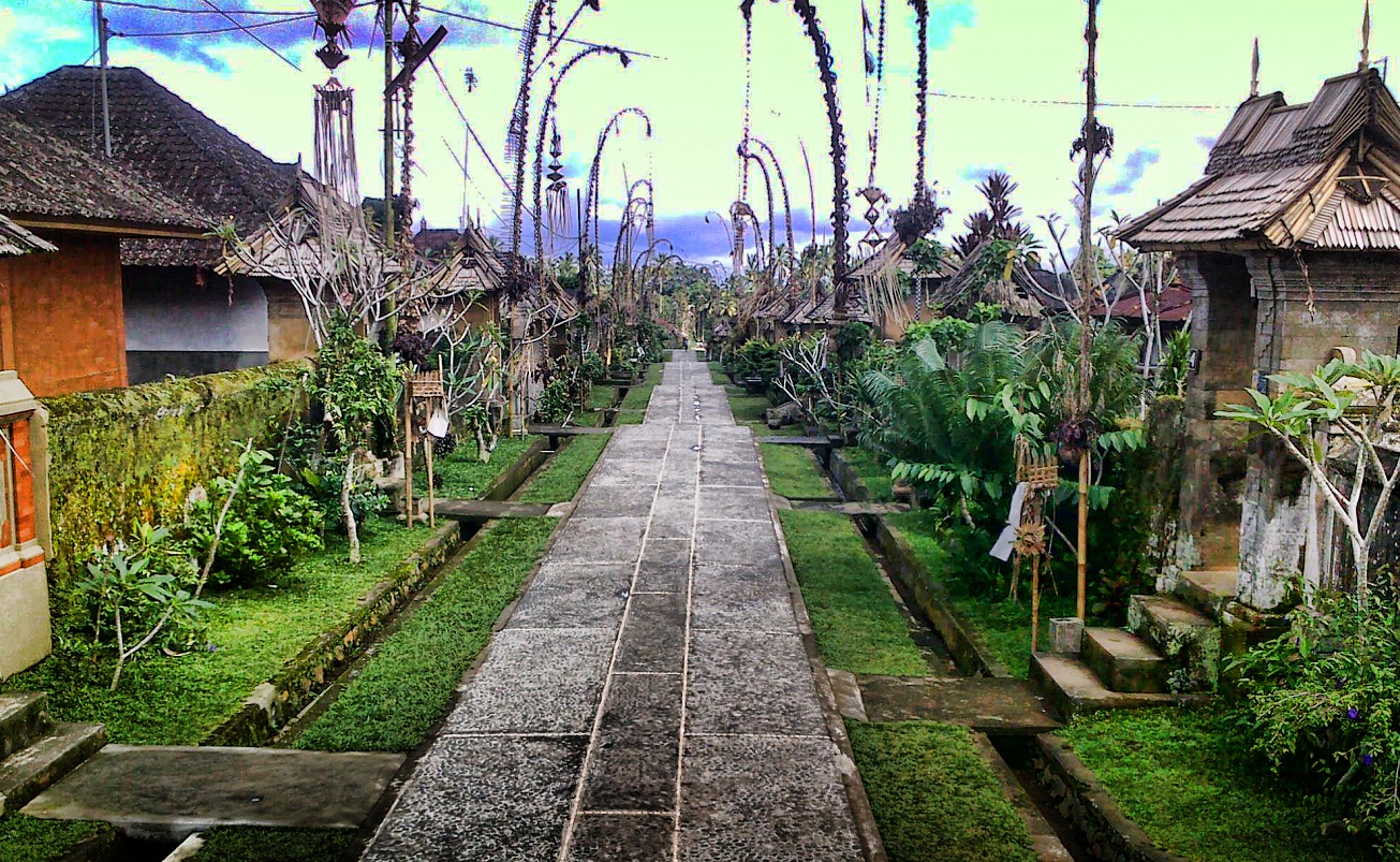 Selain Giethoorn dan Mawlynnong, Desa Panglipuran Jadi Tempat Terbersih di Dunia!
