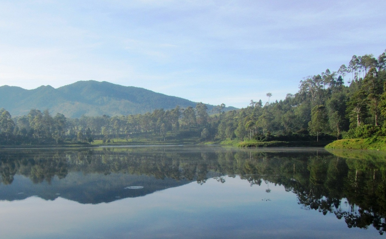 Situ Cisanti, Danau Di Bandung yang Nggak Kalah dengan Danau Como Italia
