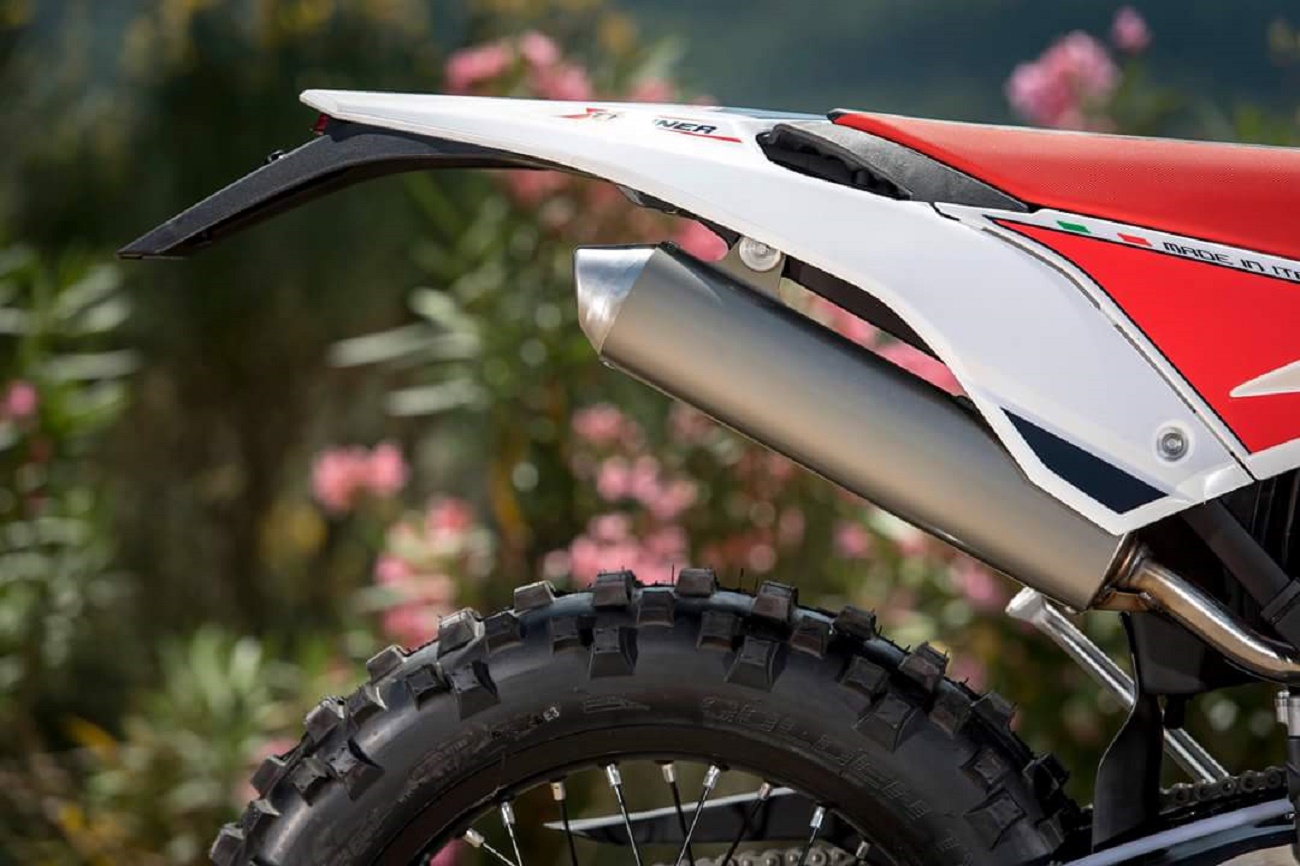 Avon TrekRider, Ban Tangguh Model Baru Buat Motor Adventure!