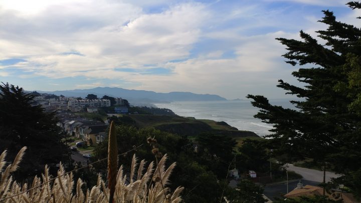 Pengen Foto Petualangan Lo Mirip Film Anime? Begini Caranya!