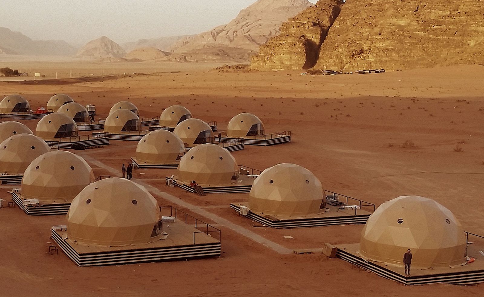 Nggak Cuma Di Amerika, Sekarang Di Yordania Lo Bisa Liburan Kayak Di Planet Mars