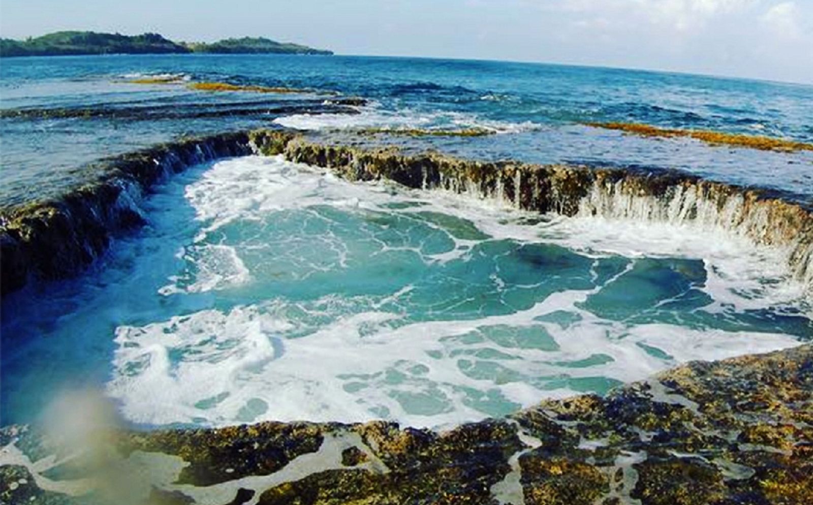 Kelihatannya Sih Indah, Siapa Sangka Kolam Renang Ini Bisa Membunuh