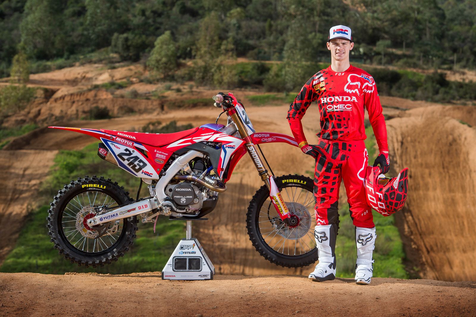 Masih Berkuasa di MXGP, Seperti Apa Sih Spesifikasi Honda CRF450RW?