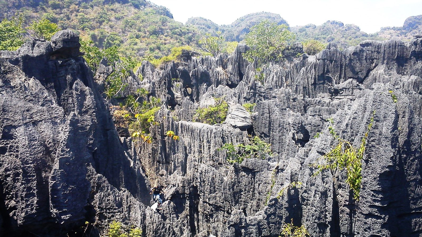 Pengen Jelajah Goa, Lo Wajib Banget Main ke Pangkep Bro!