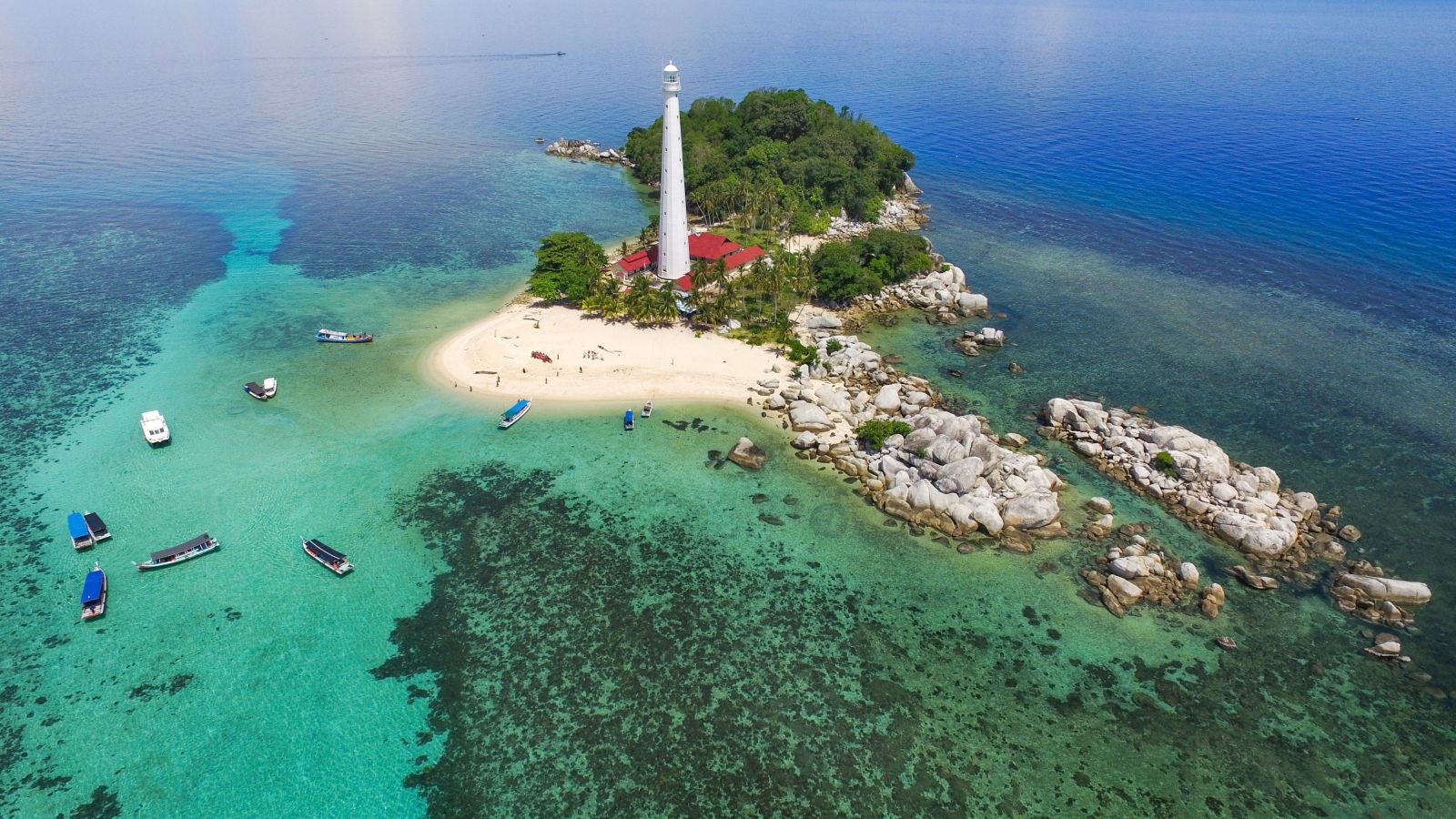 Pulau Lengkuas, Destinasi terindah di Pulau Belitung