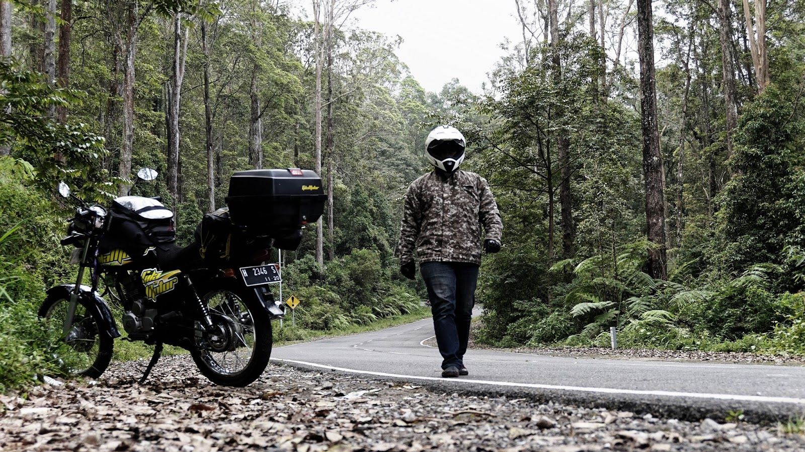 Touring Solo Naik Motor, Kenapa Nggak?