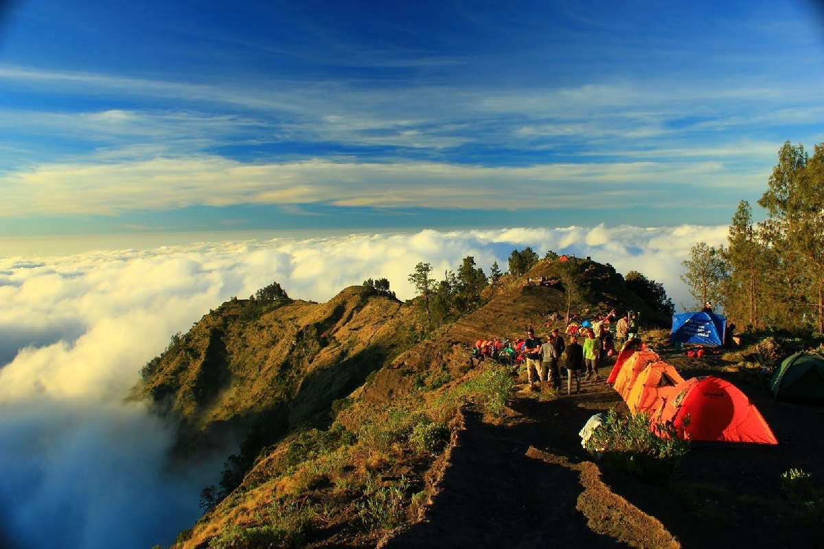 Tips Sebelum Mendaki Gunung Rinjani