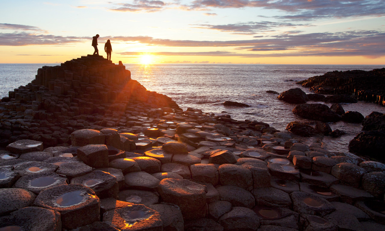 Menelusuri Mitos The Giant Causeway, Serta Mengabadikan Momen Yang Indah