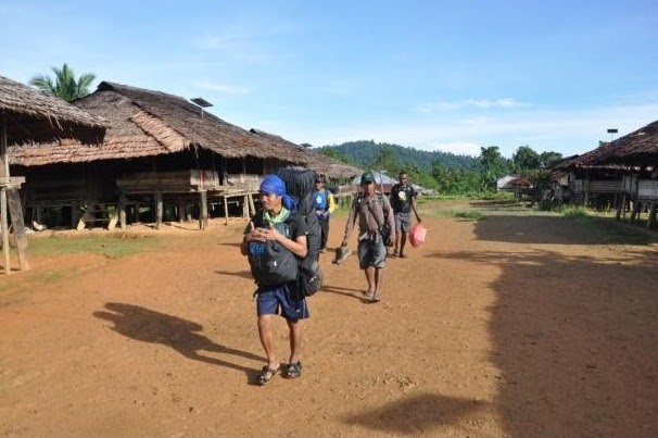 Jalur pendakian Gunung Binaiya