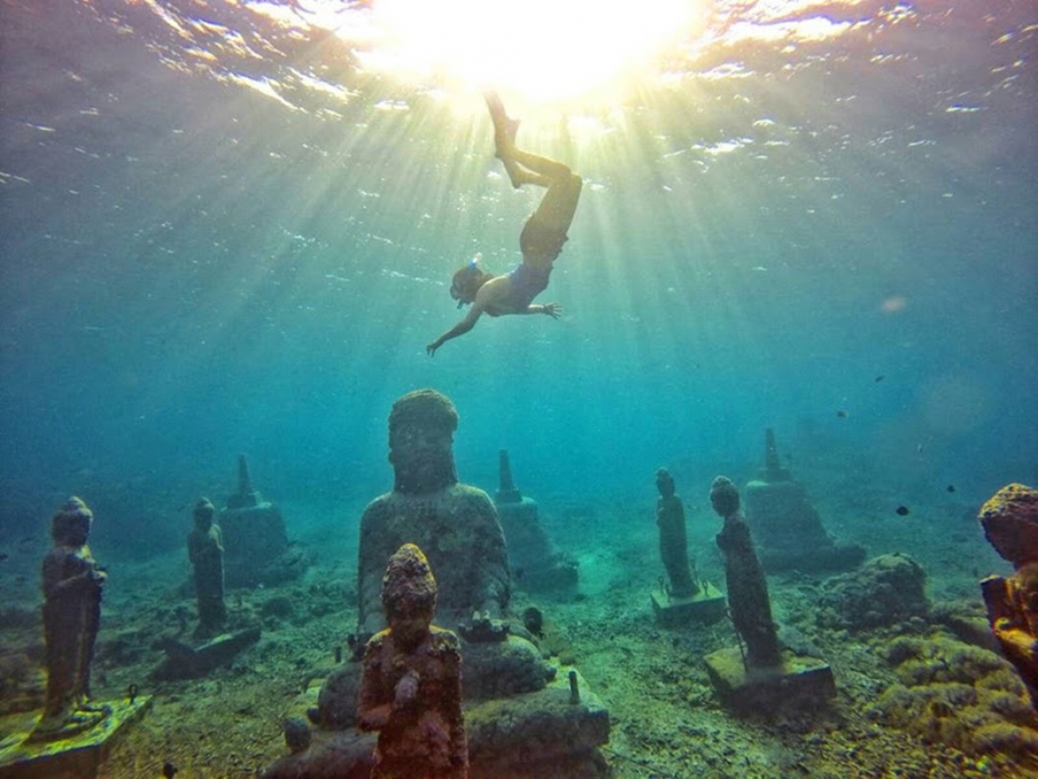 Eksotisme Alam Bawah Laut Dari Nusa Ceningan Dan Sekitarnya