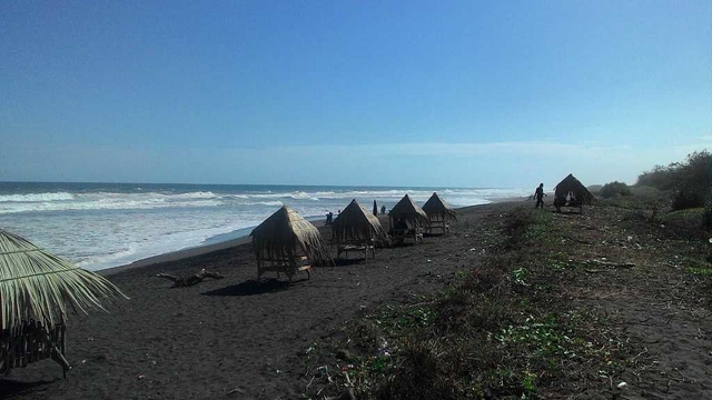 Spot Snorkeling di Pantai Jatimalang