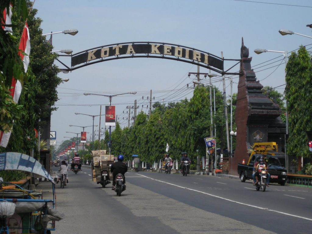 7 Tempat Wisata Kediri Yang Cocok Untuk Para Travellers! (100% Traveler Sejati)