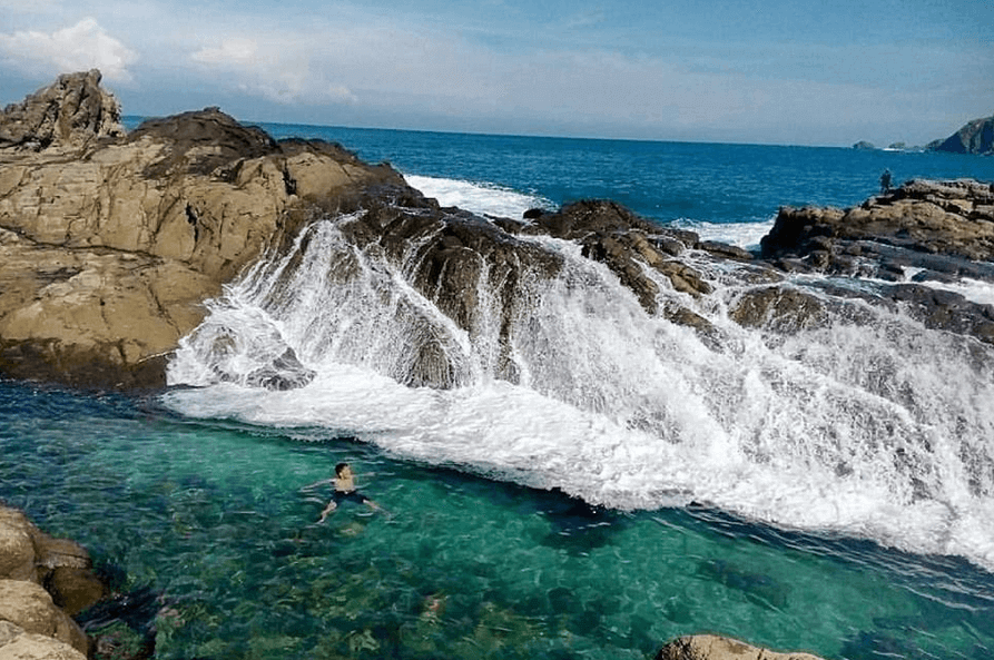 Pantai Wediombo, Si Cantik Dari Selatan Yogyakarta Favorit Para Petualang