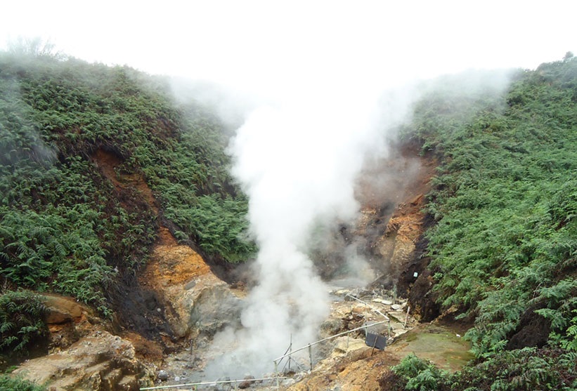 Kawah Candradimuka, Destinasi Petualangan Yang Penuh Dengan Legenda